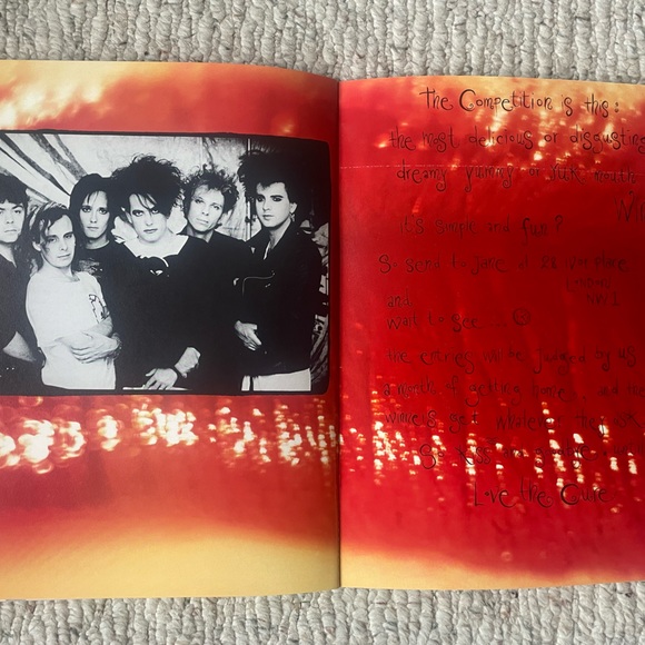 The Cure - The Kissing Tour - 1987 - Picture 3 of 13